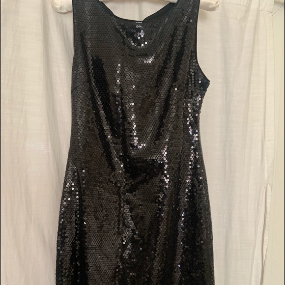 Cynthia Rowley Beautiful sequin dress - Picture 2 of 3